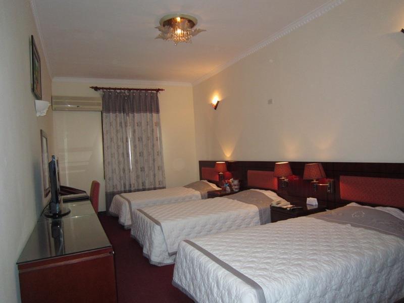 Kim Lien Hotel - Hanoi — Photos 1